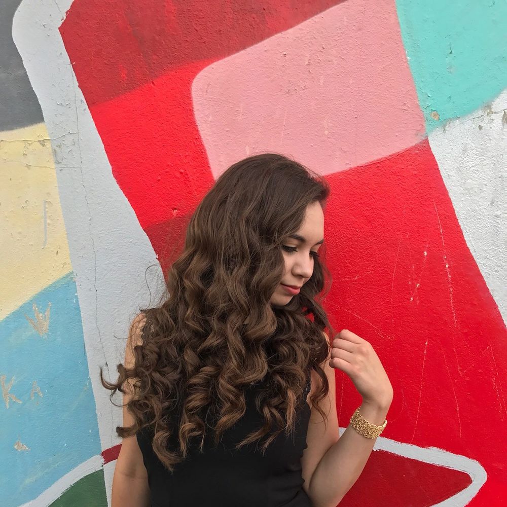 Meet your Posher, Jessica